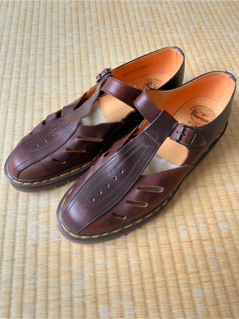 Dr. Martens Men’s Brown Leather Shoes/Sandals - Men’s Size 11